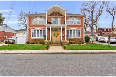 381 Marguerite Avenue, Floral Park, NY 11001 - Photo 1