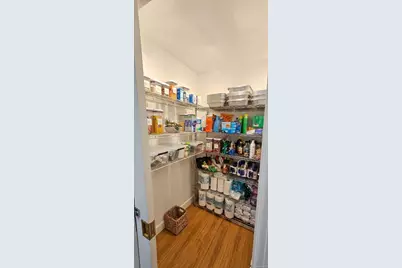 381 Marguerite Avenue, Floral Park, NY 11001 - Photo 13