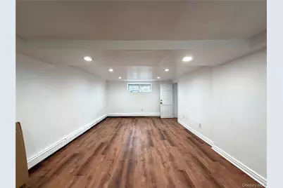 381 Marguerite Avenue, Floral Park, NY 11001 - Photo 11