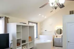 381 Marguerite Ave, Floral Park, NY 11001 - Photo 15