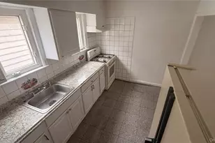 144-35 224th St, Rosedale, NY 11413 - Photo 13