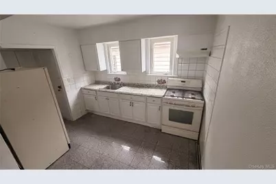 14435 224th Street #First Floor, Rosedale, NY 11413 - Photo 11