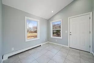 42 Oak Dr, Riverhead, NY 11901 - Photo 7