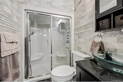 3634 Summer Drive, Wantagh, NY 11793 - Photo 15