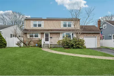 3634 Summer Drive, Wantagh, NY 11793 - Photo 1