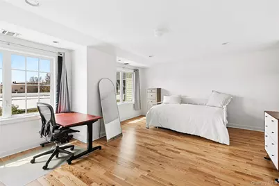 106 Morris Avenue #7, Rockville Centre, NY 11570 - Photo 13