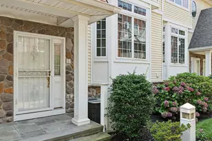 106 Morris Ave, Rockville Centre, NY 11570 - Photo 3