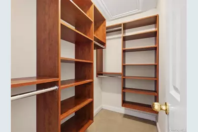 106 Morris Avenue #7, Rockville Centre, NY 11570 - Photo 15