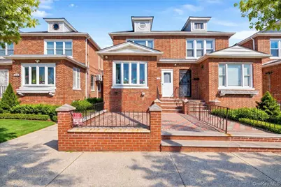 2734 Pearsall Avenue, Bronx, NY 10469 - Photo 1