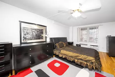 241-20 Northern Boulevard #5E, Douglaston, NY 11362 - Photo 15