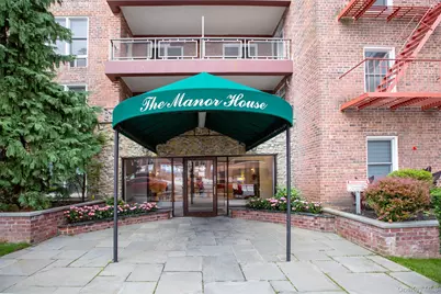 241-20 Northern Boulevard #5E, Douglaston, NY 11362 - Photo 1