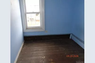 19 E 10th Road, Far Rockaway, NY 11693 - Photo 5