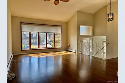 14 Glendale Drive, Melville, NY 11747 - Photo 5