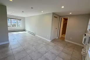 14 Glendale Dr, Melville, NY 11747 - Photo 13