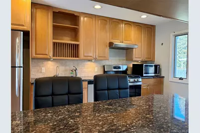 14 Glendale Drive, Melville, NY 11747 - Photo 9