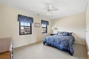 282 Helm Ln, Bay Shore, NY 11706 - Photo 27