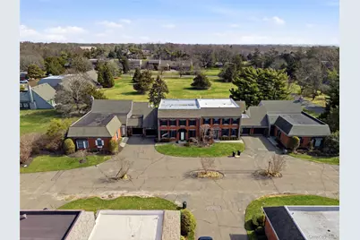 282 Helm Lane, Bay Shore, NY 11706 - Photo 37