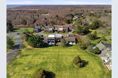 282 Helm Lane, Bay Shore, NY 11706 - Photo 39