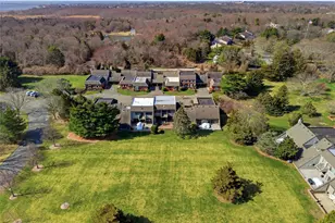 282 Helm Ln, Bay Shore, NY 11706 - Photo 39