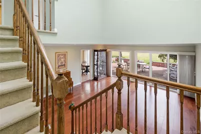 282 Helm Lane, Bay Shore, NY 11706 - Photo 21