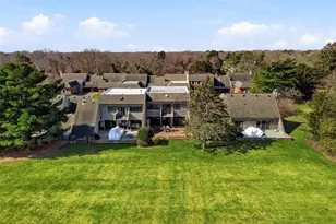 282 Helm Ln, Bay Shore, NY 11706 - Photo 41