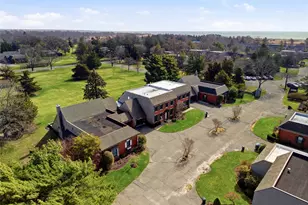 282 Helm Ln, Bay Shore, NY 11706 - Photo 35