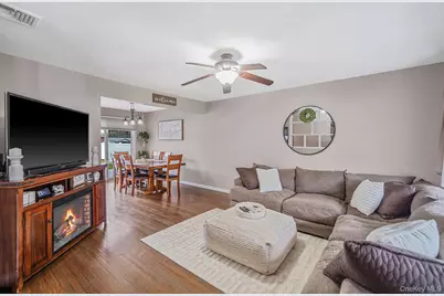 78 Emerson Avenue, Levittown, NY 11756 - Photo 5