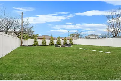 78 Emerson Avenue, Levittown, NY 11756 - Photo 29