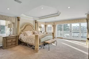 10 Beech Rd, Islip, NY 11751 - Photo 29