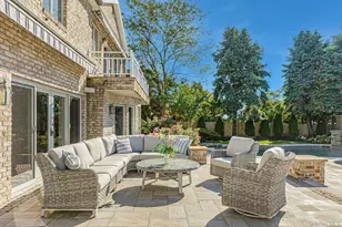 10 Beech Rd, Islip, NY 11751 - Photo 41