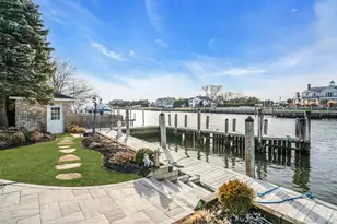 10 Beech Rd, Islip, NY 11751 - Photo 45