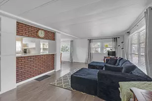 74 Maple St, East Quogue, NY 11942 - Photo 3