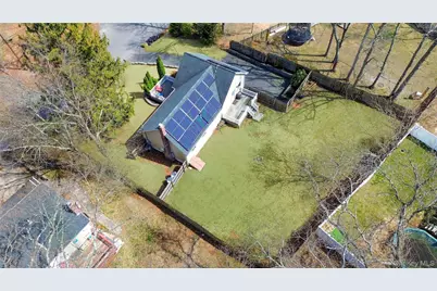 52 Hewlett Drive, Sound Beach, NY 11789 - Photo 31