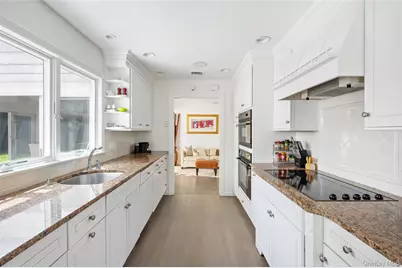 89 South Road, Westhampton Beach, NY 11978 - Photo 13