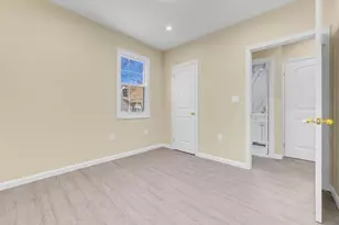 110-34 214th St, Queens Village, NY 11429 - Photo 11