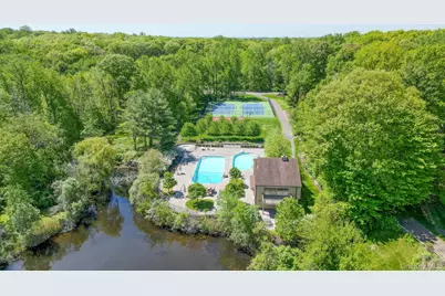 156 Stone Meadow, South Salem, NY 10590 - Photo 7