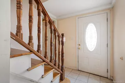 569 Peninsula Boulevard, Cedarhurst, NY 11516 - Photo 29