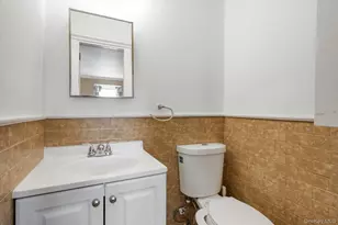 569 Peninsula Blvd, Cedarhurst, NY 11516 - Photo 13