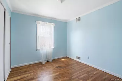 569 Peninsula Boulevard, Cedarhurst, NY 11516 - Photo 9