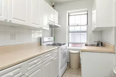 51-40 30th Avenue #5B, Woodside, NY 11377 - Photo 5