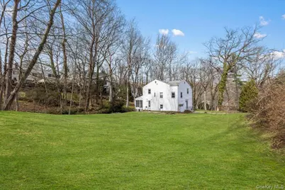 111 Spier Road, Scarsdale, NY 10583 - Photo 3