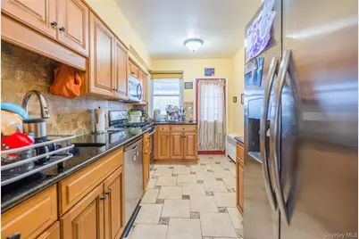 3214 Rawlins Avenue, Bronx, NY 10465 - Photo 3