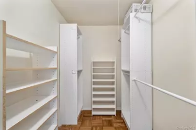 356 Central Park Avenue #E10, Scarsdale, NY 10583 - Photo 17