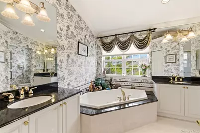 171 Hamlet Drive, Mount Sinai, NY 11766 - Photo 21