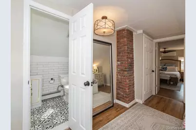 8 Crabtree Lane, Levittown, NY 11756 - Photo 19