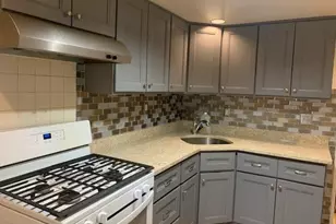 114-33 204th St, Saint Albans, NY 11412 - Photo 3