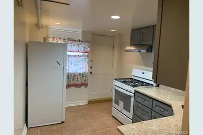 11433 204th Street, Saint Albans, NY 11412 - Photo 3