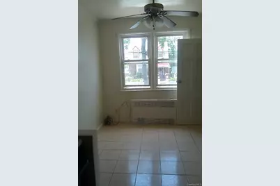 11433 204th Street, Saint Albans, NY 11412 - Photo 7