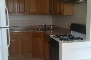 114-33 204th St, Saint Albans, NY 11412 - Photo 9