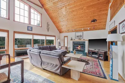 5 Ocean View Avenue, Southampton, NY 11968 - Photo 17